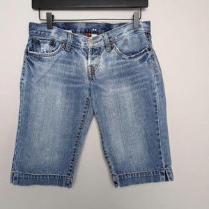 Lucky Brand Woman's Size 6/28 Button Front Bermuda Shorts Med Wash